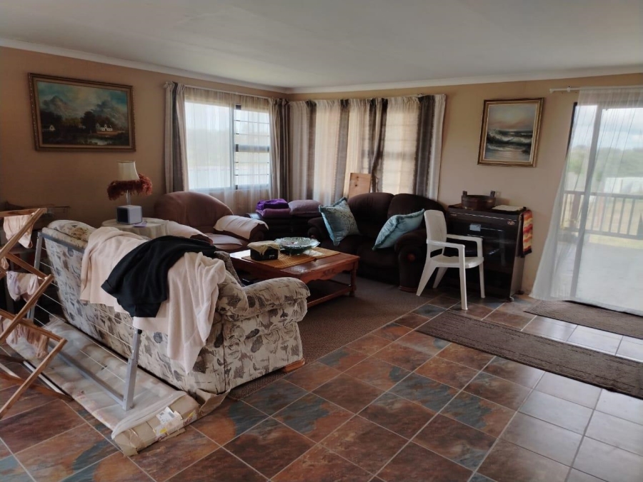 2 Bedroom Property for Sale in Bathurst Eastern Cape